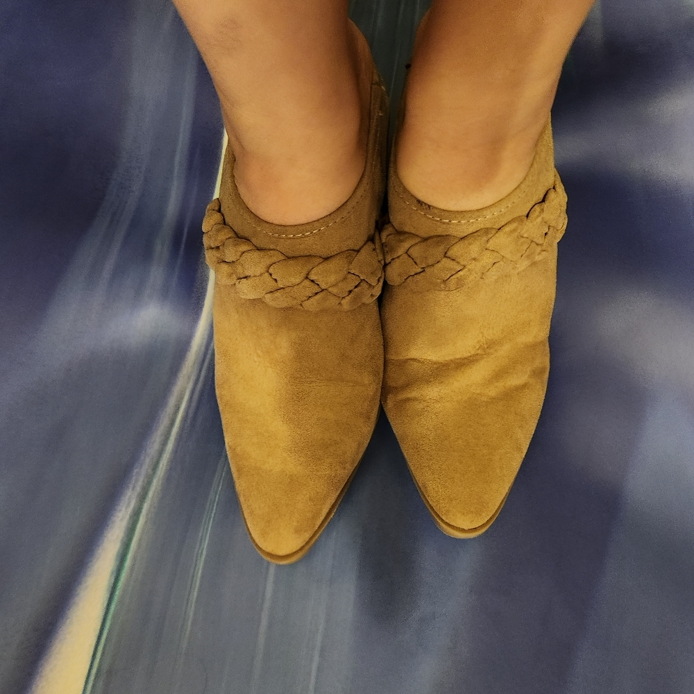 Braided Clog Booties - Picture 2 of 3